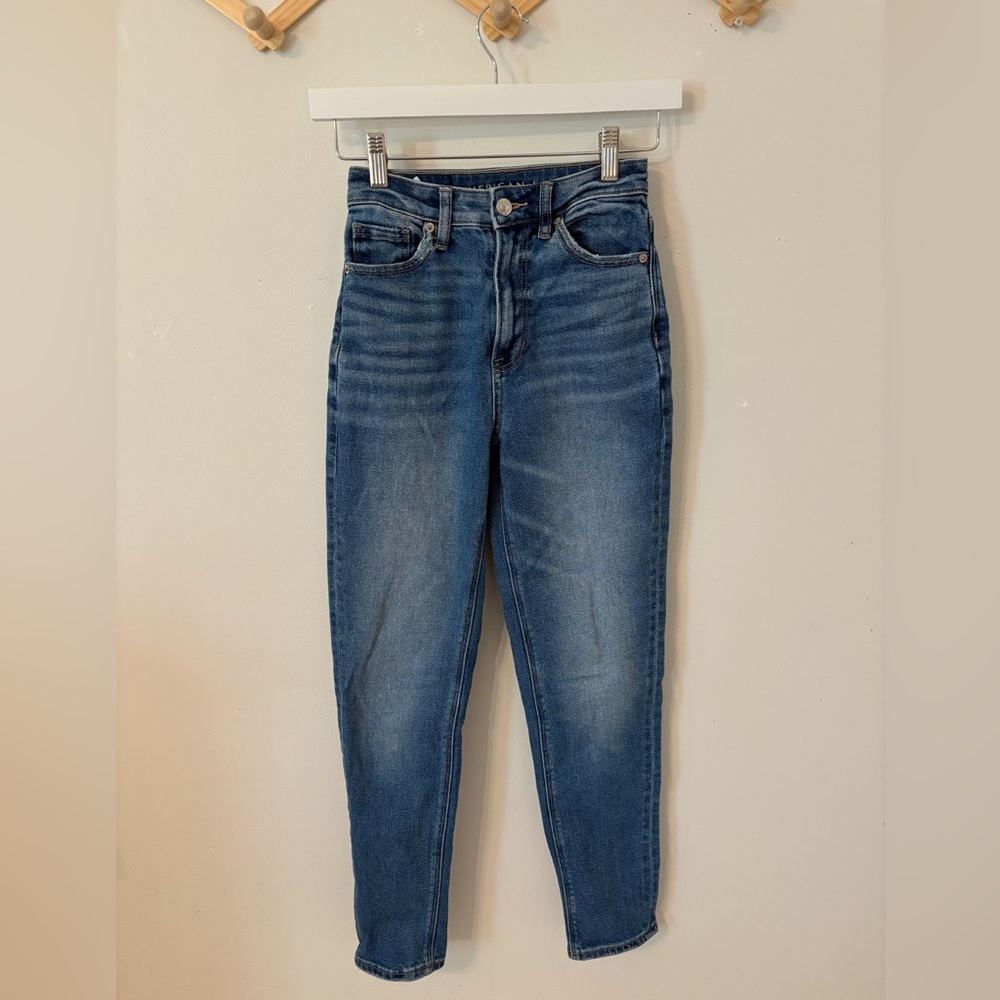 American Eagle Outfitters - Highest Rise Mom Jean - Size 000 - Picture 1 of 11